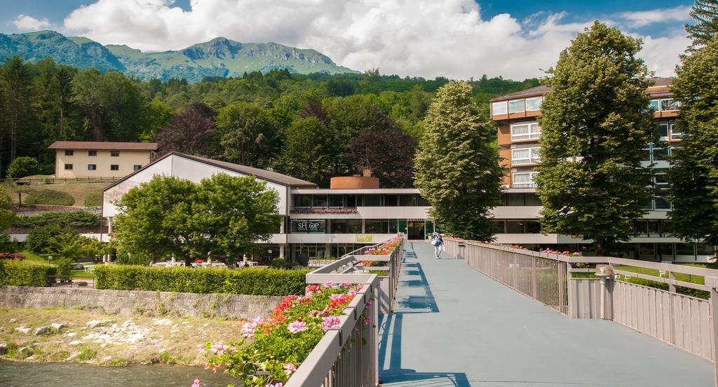 Albergo Sayonara Комано-Терме Экстерьер фото