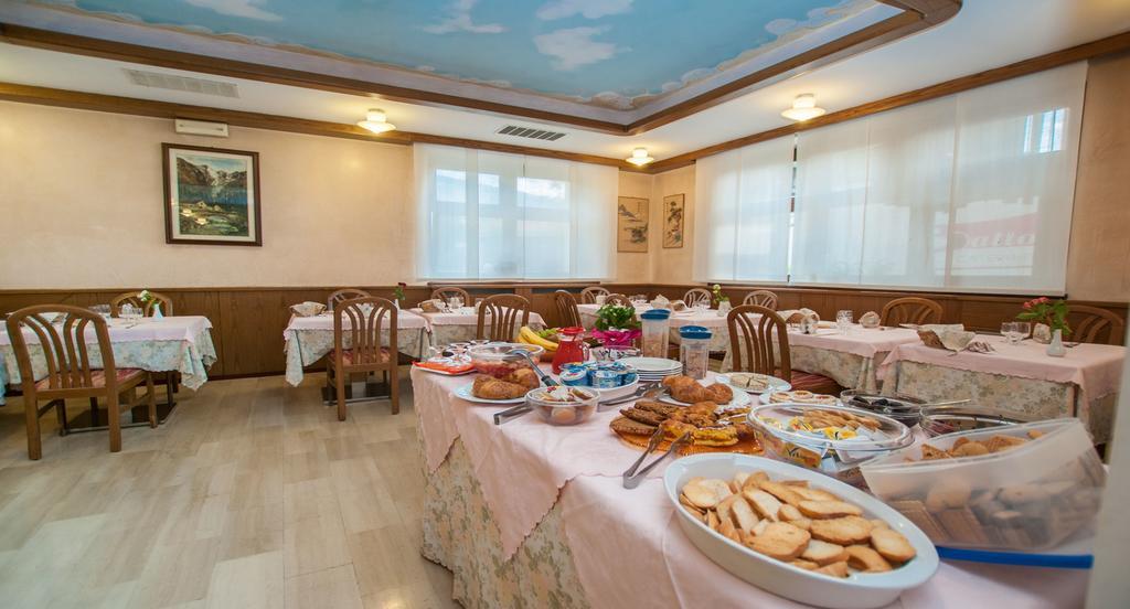 Albergo Sayonara Комано-Терме Экстерьер фото