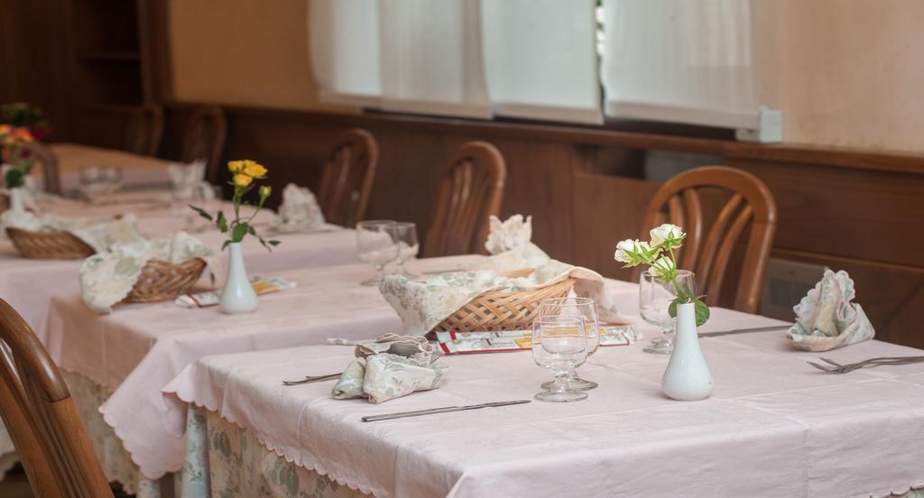 Albergo Sayonara Комано-Терме Экстерьер фото
