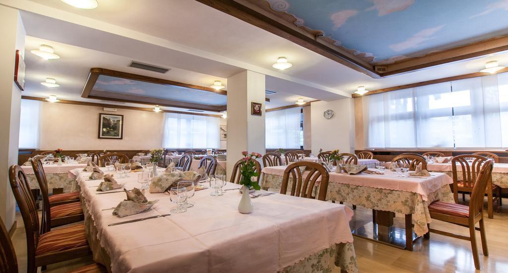 Albergo Sayonara Комано-Терме Экстерьер фото