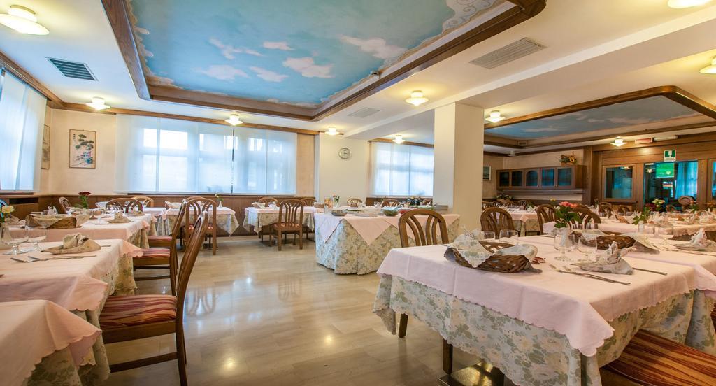 Albergo Sayonara Комано-Терме Экстерьер фото