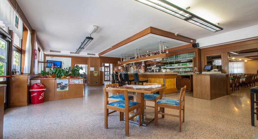 Albergo Sayonara Комано-Терме Экстерьер фото